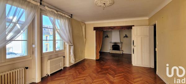 Maison traditionnelle 6 pièces de 133 m² à Riantec (56670)