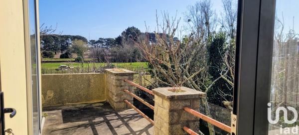 Maison traditionnelle 6 pièces de 133 m² à Riantec (56670)