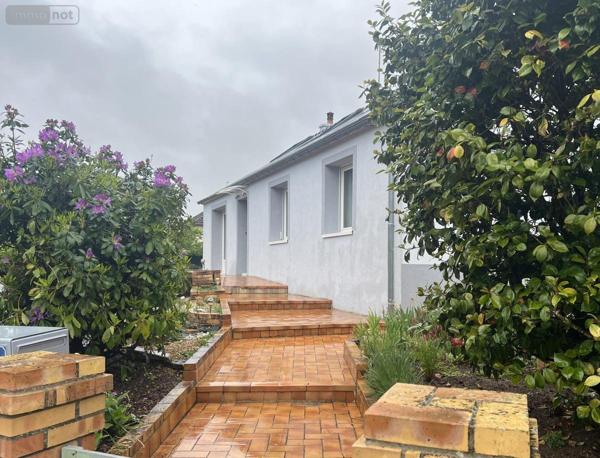 Maison à vendre à Bazougers en Mayenne (53170), ref : 53018-1824