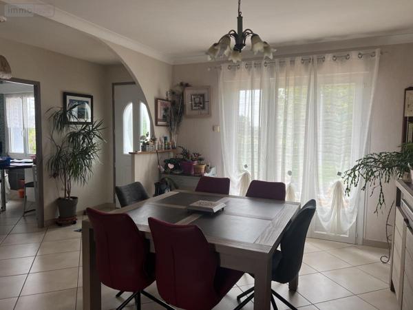 Maison à vendre à Bazougers en Mayenne (53170), ref : 53018-1824