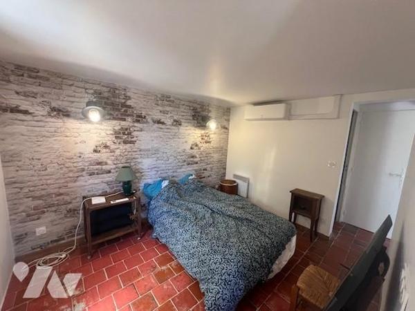 ENTRE ORBEC ET LISIEUX JOLIE PROPRIETE NORMANDE DANS UN BEL ENVIRONNEMENT