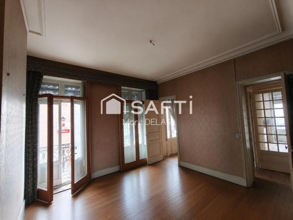 Appartement Bourgeois d'exception Place des Carmes