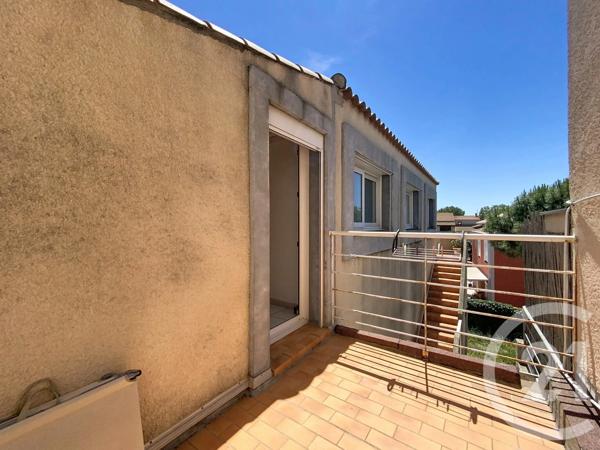 Appartement T4 à vendre  4 pièces - 102 m 2   AGDE  - 34