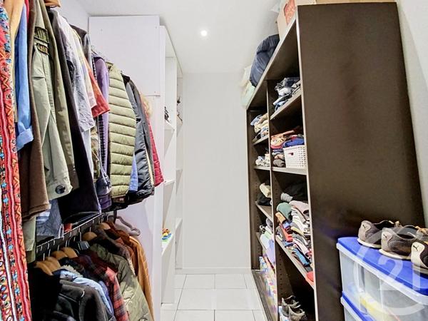Appartement T4 à vendre  4 pièces - 102 m 2   AGDE  - 34