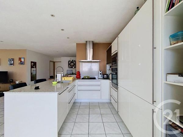 Appartement T4 à vendre  4 pièces - 102 m 2   AGDE  - 34
