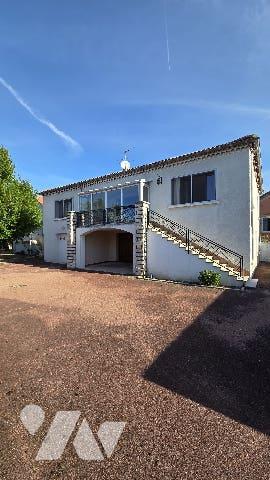 Villa 9 pièces 200m²