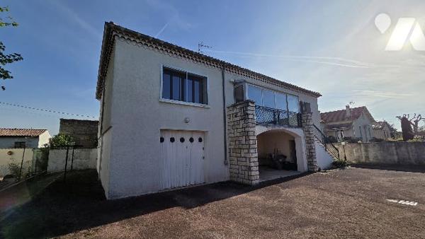 Villa 9 pièces 200m²