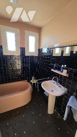 Villa 9 pièces 200m²