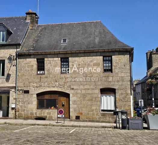 Immeuble à QUINTIN, 22800 - 130m²