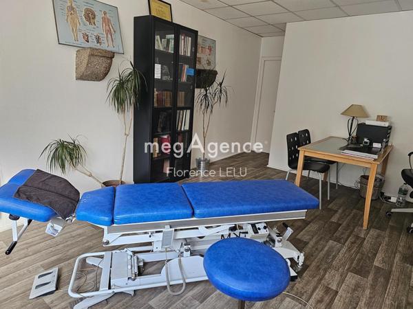 Immeuble à QUINTIN, 22800 - 130m²