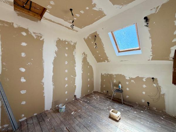 Maison de 6 pièces de 149 m² à Faye-l'Abbesse