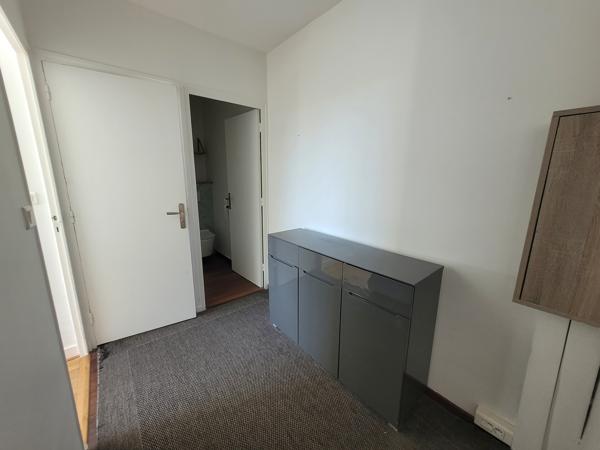 LOCATION 69300 CALUIRE ET CUIRE - APPARTEMENT T3 MEUBLE - BALCON
