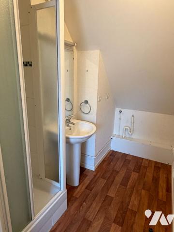 EXCLUSIVITE - MONTFORT SUR MEU, appartement T2 de 49 m² et garage fermé