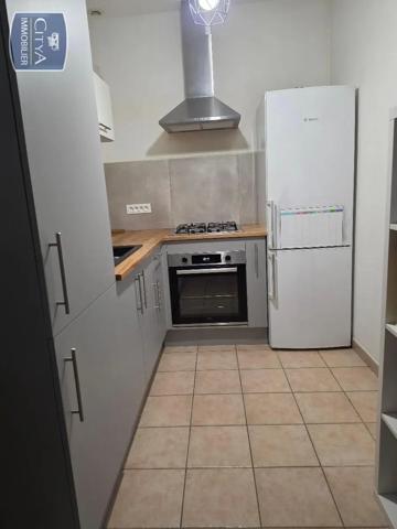 Appartement à louer 3 pièces 69.08m² Gignac (34150)