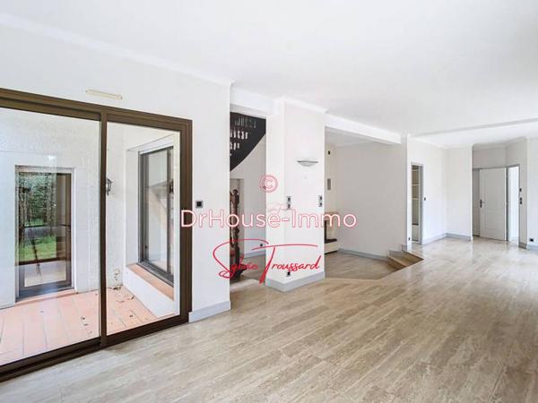 Maison à vendre 5 pièces de 171 m²