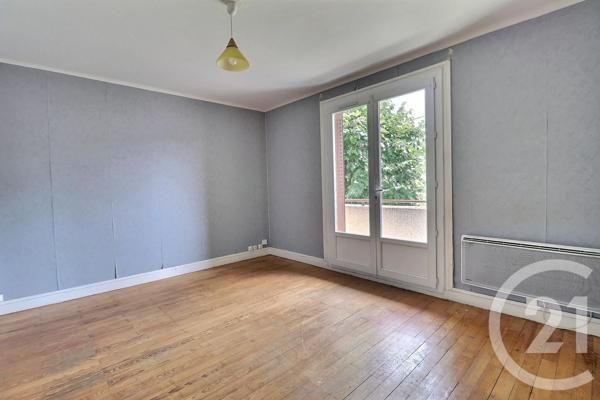 Appartement à vendre  4 pièces - 65,90 m 2   AMBERIEU EN BUGEY  - 01