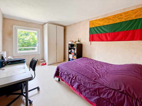 Maison Jouy Le Moutier 95 m2 avec sous sol garage et terrain.