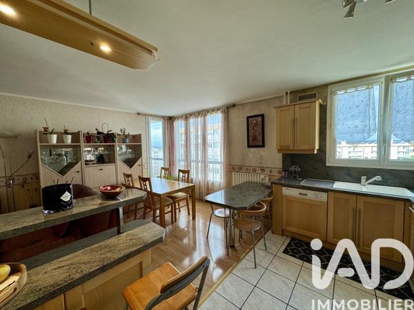 Appartement à vendre 4 pièces 80 m² Chilly-Mazarin