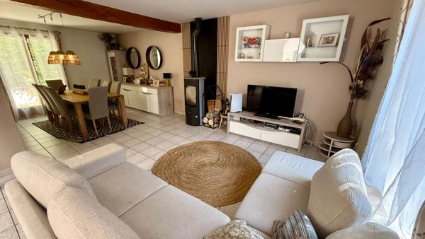 Maison Vaureal 8 pièce(s) 126 m2 490 000 € **  - Référence  2337
