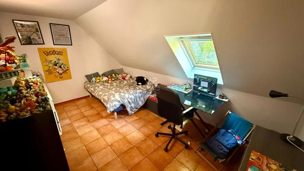 Maison Vaureal 8 pièce(s) 126 m2 490 000 € **  - Référence  2337