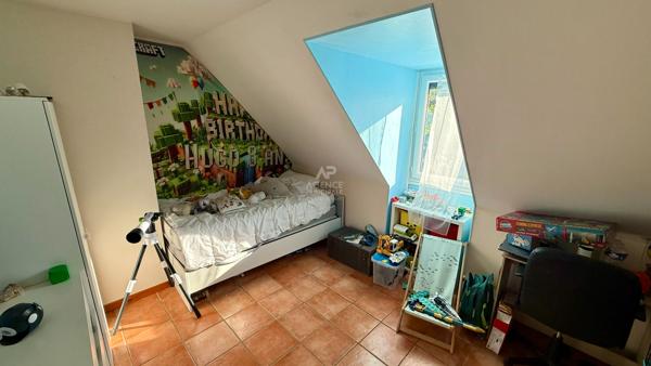 Maison Vaureal 8 pièce(s) 126 m2 490 000 € **  - Référence  2337