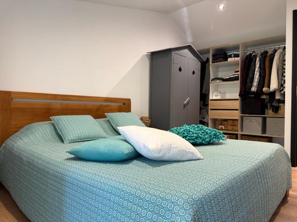 Maison 4 pièce(s) 3 chambre(s) 143 m²