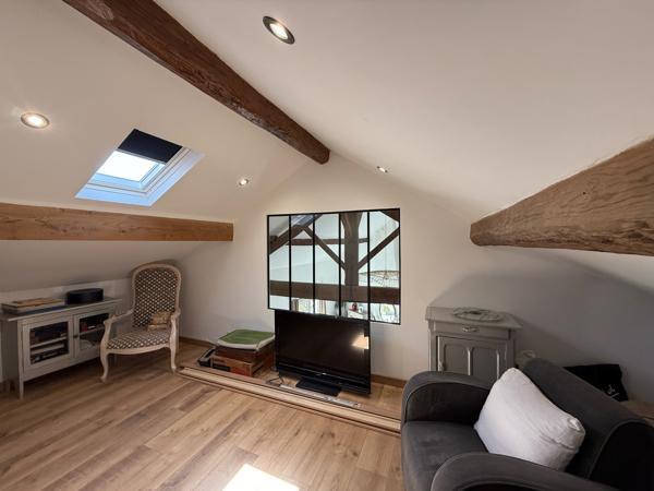 Maison 4 pièce(s) 3 chambre(s) 143 m²