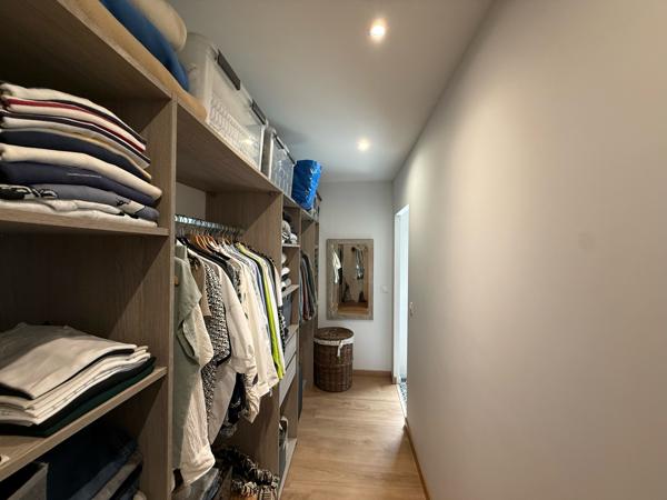 Maison 4 pièce(s) 3 chambre(s) 143 m²