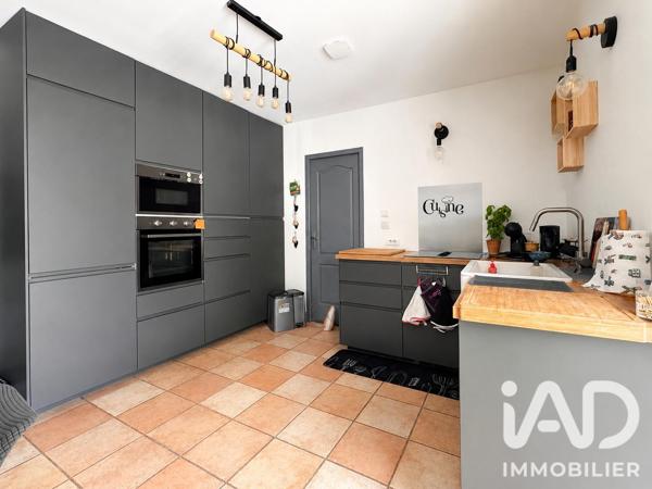 Maison à vendre 5 pièces 107,88 m² Rochefort-du-Gard