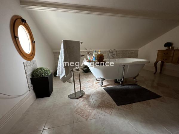 Maison à VOUNEUIL-SUR-VIENNE, 86210 - 4 pièces 96m²