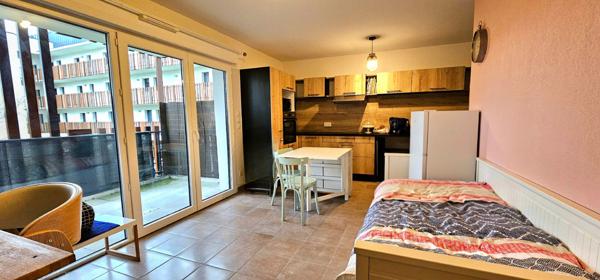 Appartement 2 pièces 40m2 LORMONT 33310