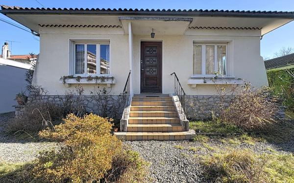 Maison à vendre    6 pièces •  Pau