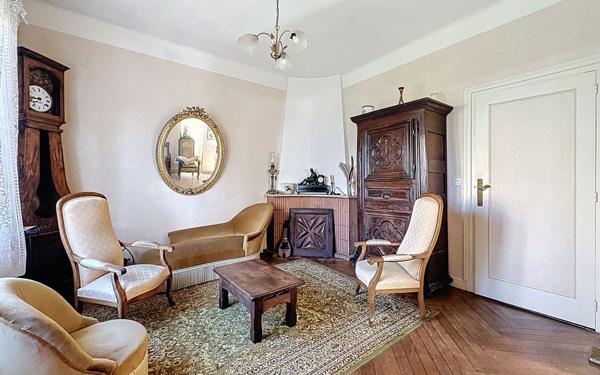 Maison à vendre    6 pièces •  Pau