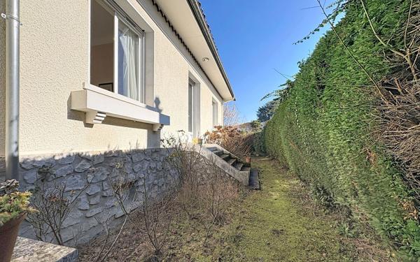 Maison à vendre    6 pièces •  Pau