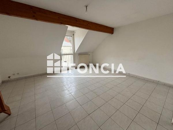 Location Appartement 2 pièces 34.98 m² - 3 IMPASSE DE BEULLE Maule 78580