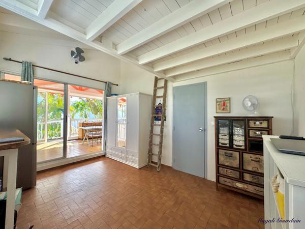 EXCLUSIVITÉ – A VENDRE APPARTEMENT MEUBLE, PIED A TERRE IDEAL A SAINT FRANCOIS