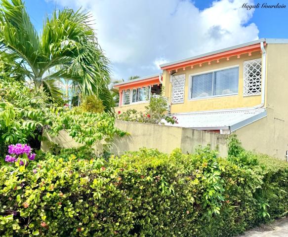 EXCLUSIVITÉ – A VENDRE APPARTEMENT MEUBLE, PIED A TERRE IDEAL A SAINT FRANCOIS