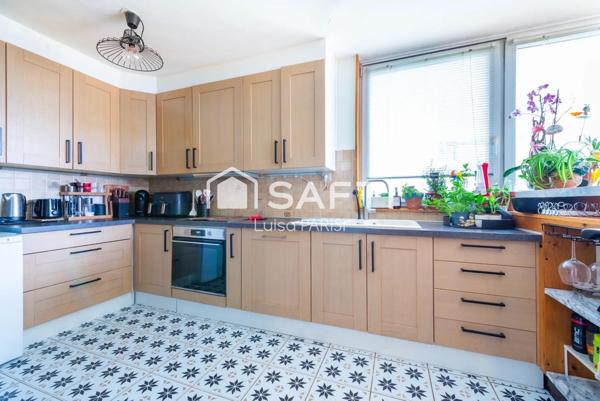 Saint-Germain-en-Laye –  Appartement 3 pièces 75,40 m² - balcon, parking