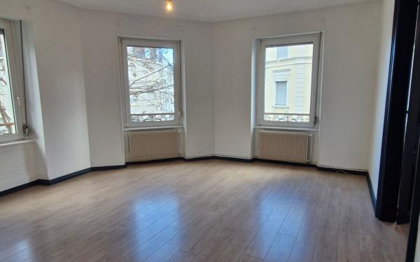 Appartement à louer    4 pièces •  Mulhouse