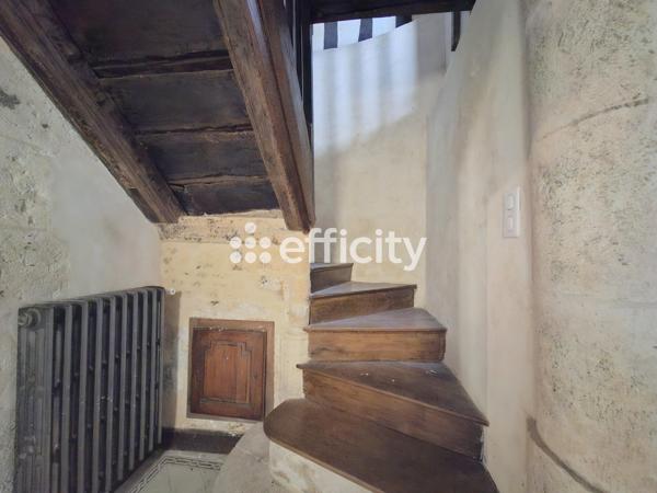 Maison 15 pièces - 349 m²