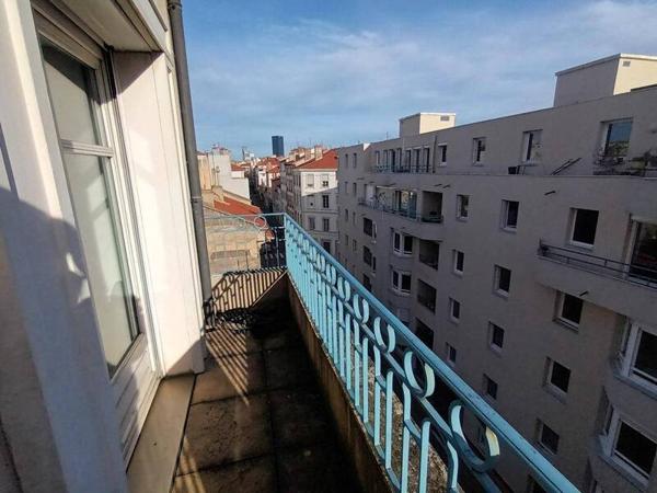 Appartement 1 pièce                                        - 69007 Lyon 7e  Arrondissement Réf : 5526