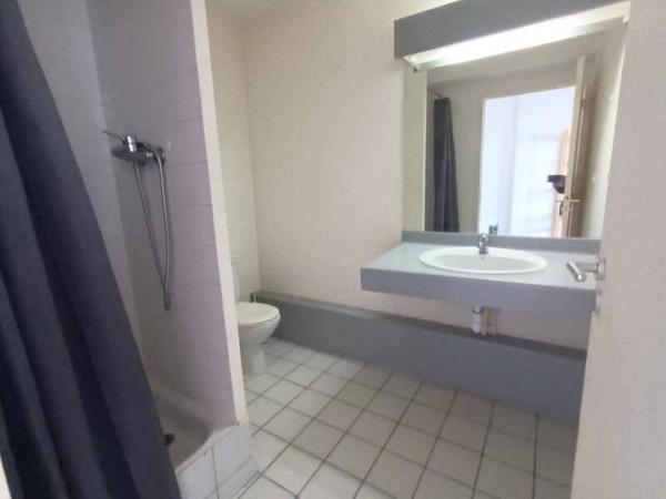 Appartement 1 pièce                                        - 69007 Lyon 7e  Arrondissement Réf : 5526