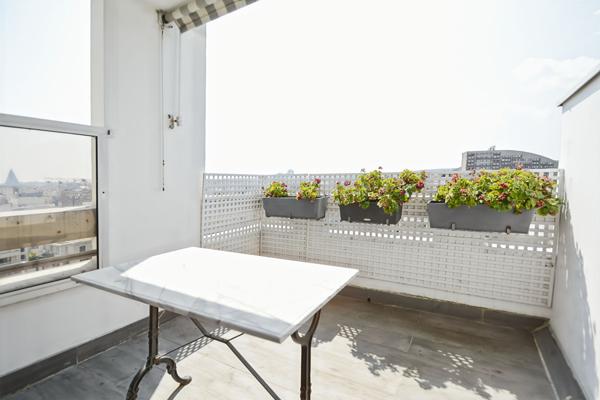 7 pièce(s) 148 m2 DERNIER ETAGE TERRASSE