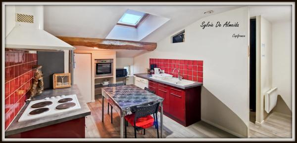 Maison à vendre 150 m² 7 pièces, 4chambres , cour, appartement