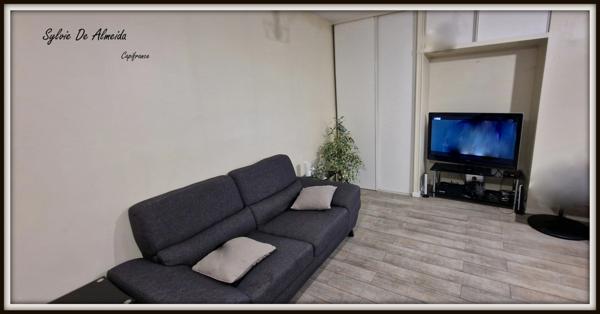 Maison à vendre 150 m² 7 pièces, 4chambres , cour, appartement