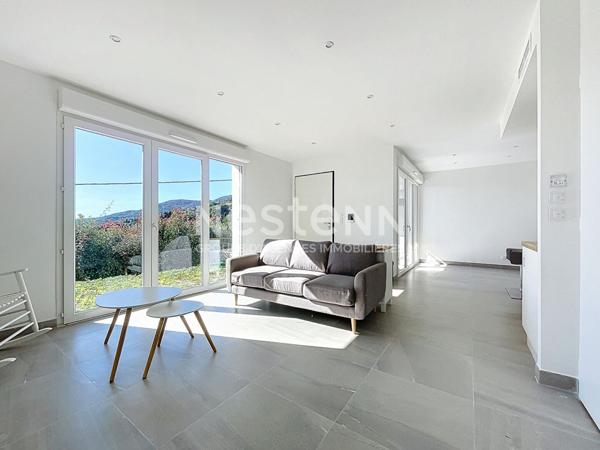 Maison a vendre a Peymeinade - 3 chambres, garage double, vue degagee