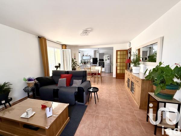 Maison à vendre 4 pièces 82 m² Remoulins