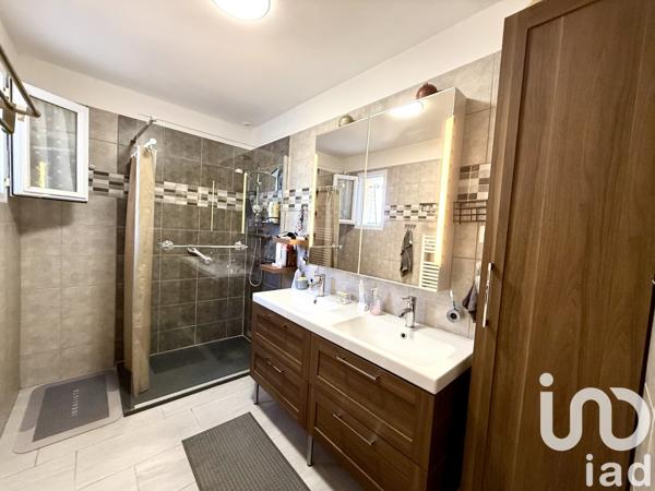 Maison à vendre 4 pièces 82 m² Remoulins