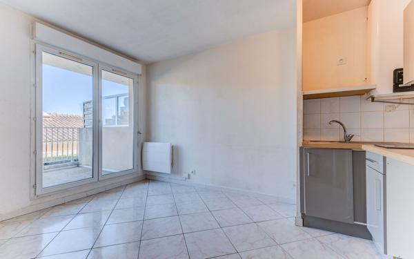 Appartement à vendre    1 pièce • 16 m2 Nice