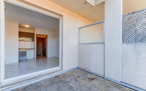 Appartement à vendre    1 pièce • 16 m2 Nice